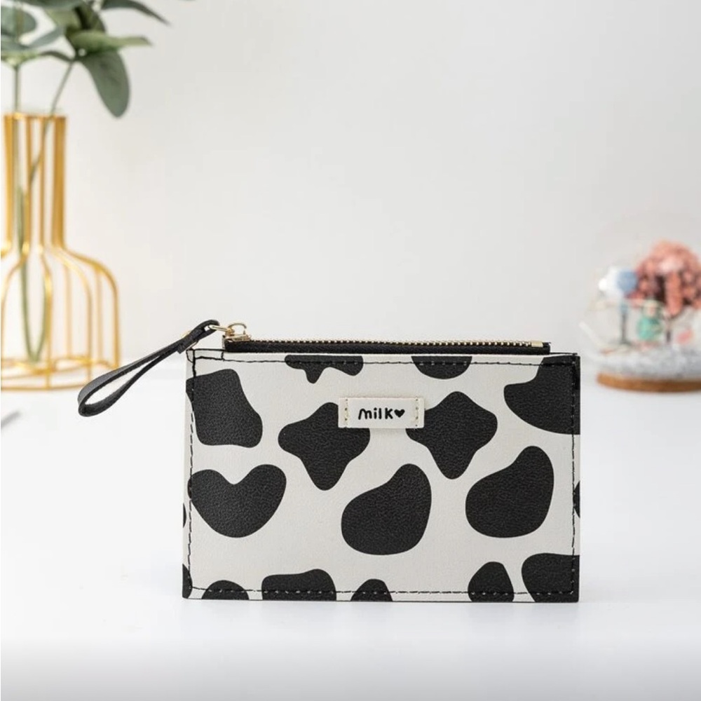 ⚠️Clearance Black and White Cow Print Wallet - Picture 1 of 4